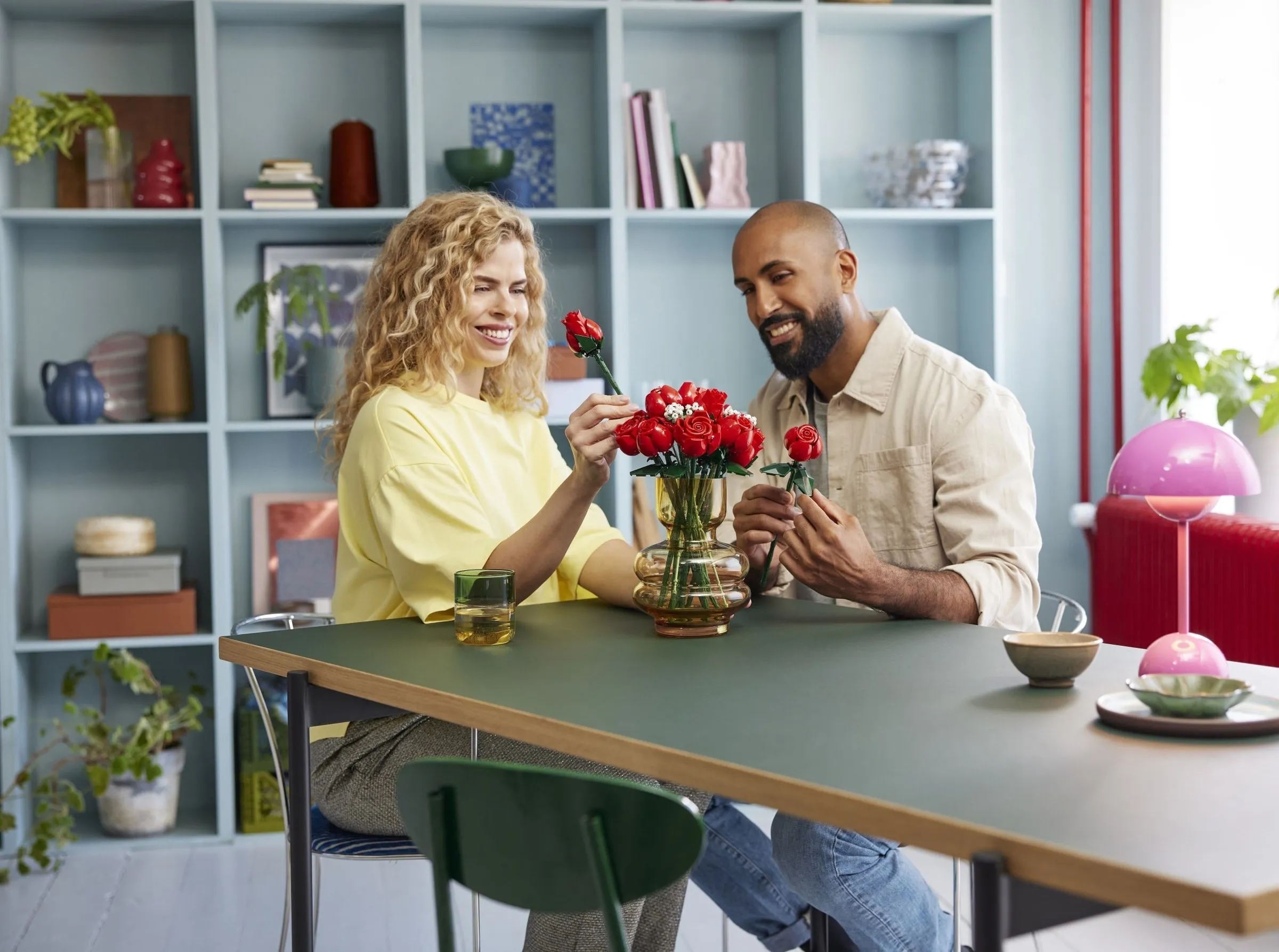 LEGO Icons Rozenboeket 10328 LEGO Icons Rozenboeket 10328