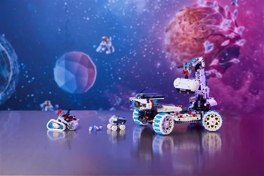 LEGO Technic – Lunar Outpost maanrover ruimtevoertuig 42211 LEGO Technic – Lunar Outpost maanrover ruimtevoertuig 42211