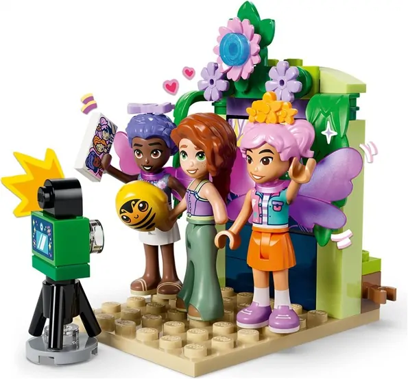 LEGO Friends – Draaiende theekopjesatrractie met bloementhema – 42702 LEGO Friends – Draaiende theekopjesatrractie met bloementhema – 42702
